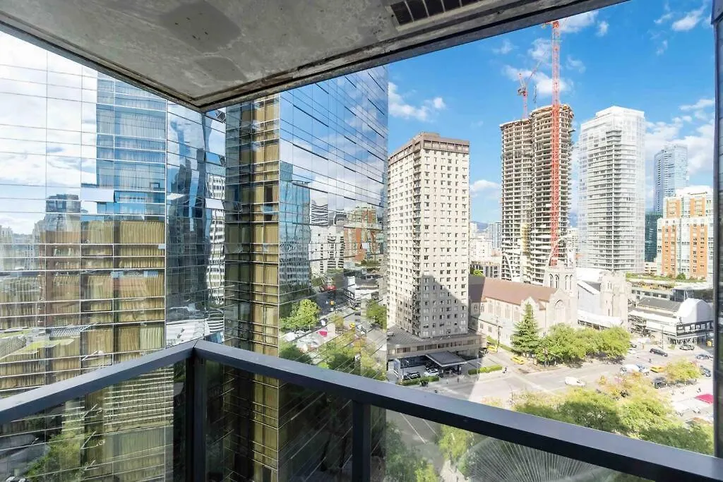 Apartment 2Br Condo With Breathtaking View In Downtown! Free Parking - 6 Sleep Vancouver